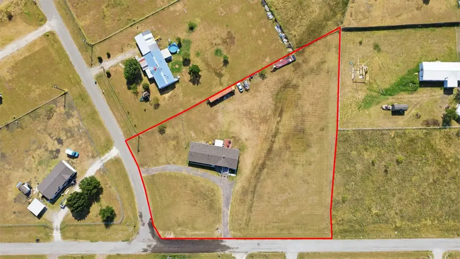 5812 Black Springs Lane, Joshua, TX 76058 - #2