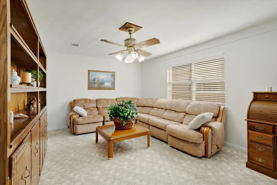 515 E Day Street, Denison, TX 75021 - #2