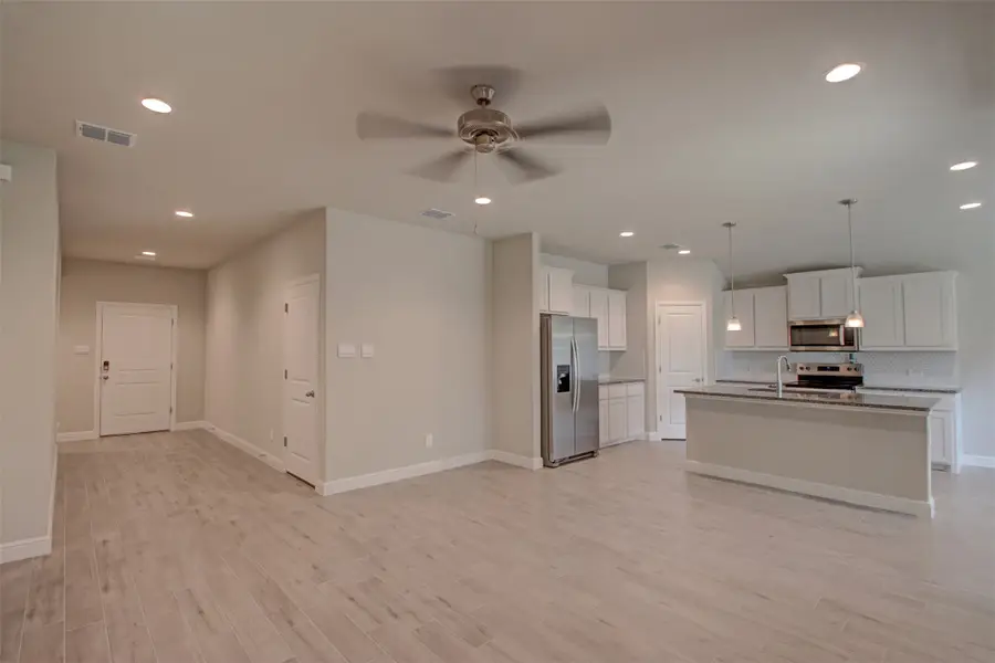 859 Waterford Way, Joshua, TX 76058 - #3