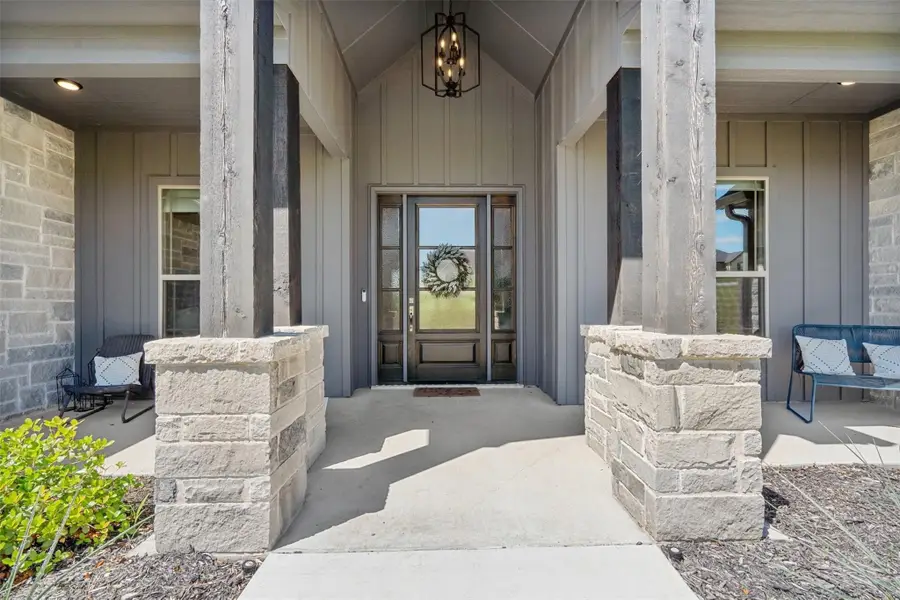 133 Helton Drive, Granbury, TX 76049 - #2