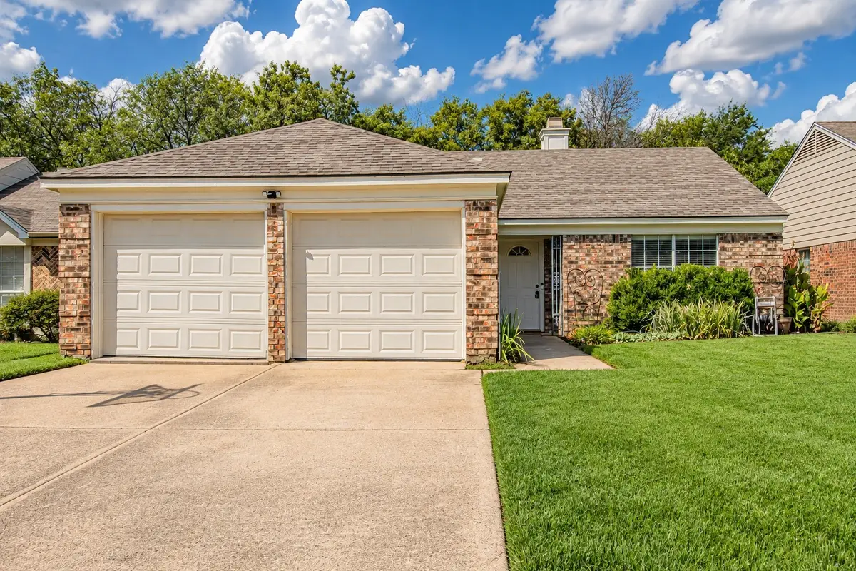 5522 Yaupon Drive, Arlington, TX 76018 - #1