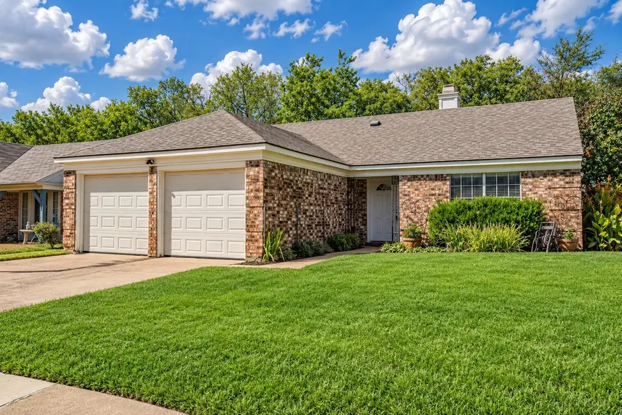 5522 Yaupon Drive, Arlington, TX 76018 - #2