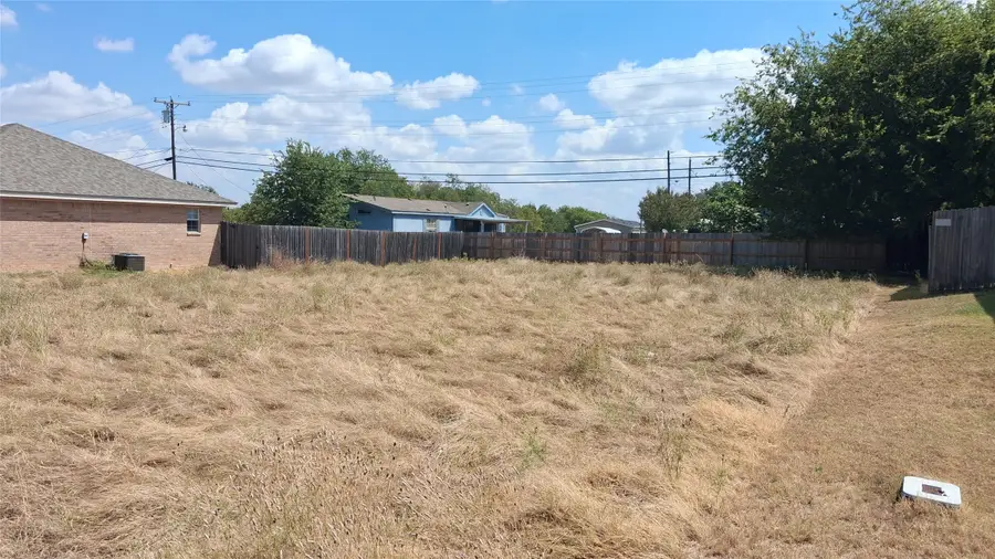 166 Lake Forest Drive, Morgans Point Resort, TX 76513 - #2