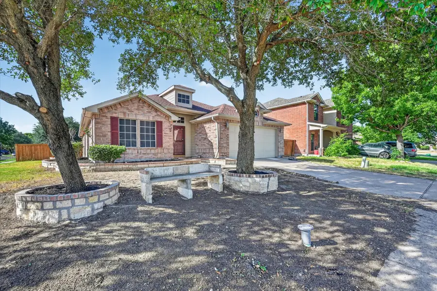 3203 Yeltes, Grand Prairie, TX 75054 - #3