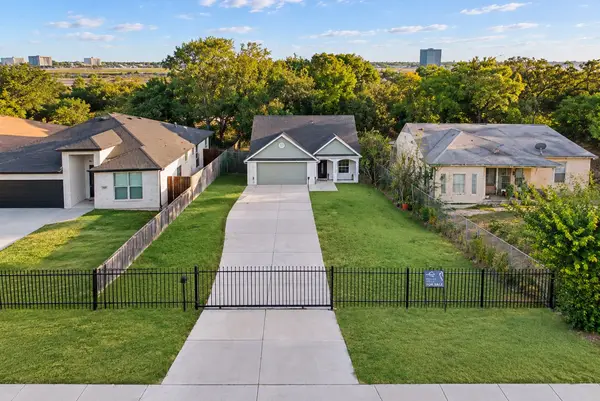 3022 Canada Drive, Dallas, TX 75212