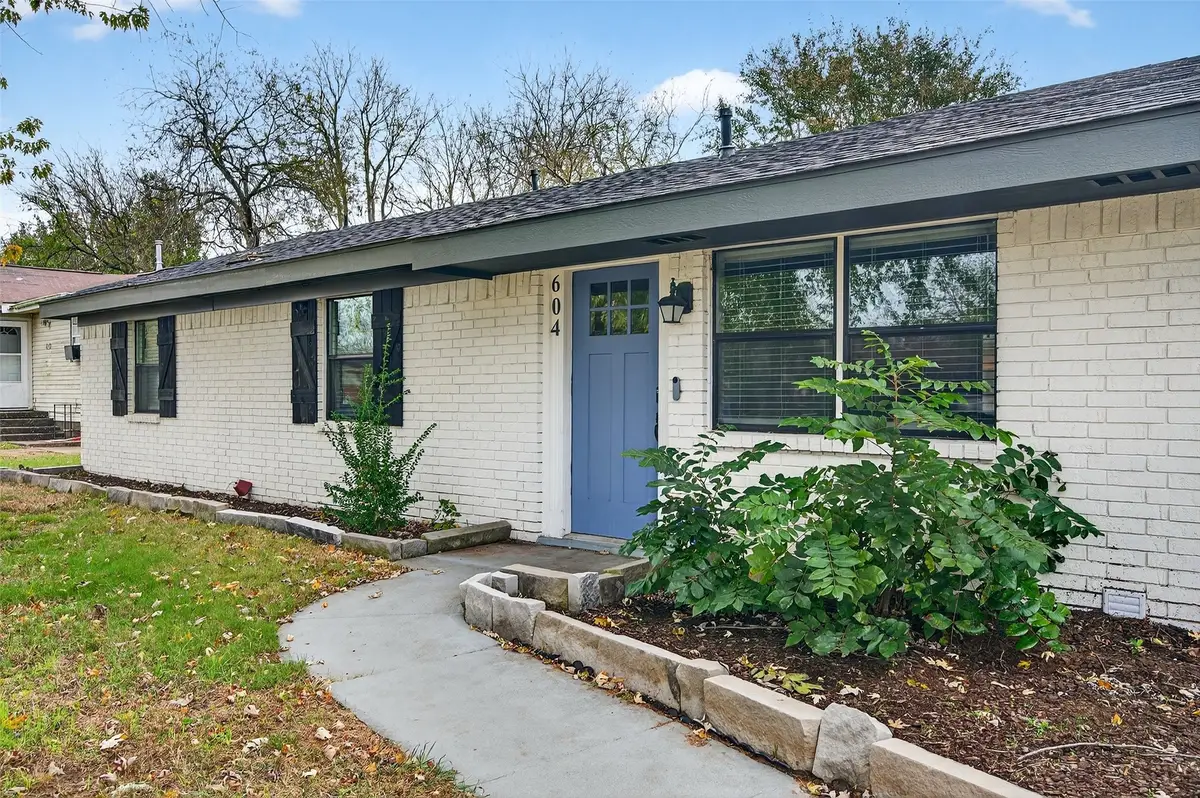 604 E Summit Street, Sherman, TX 75090 - #1