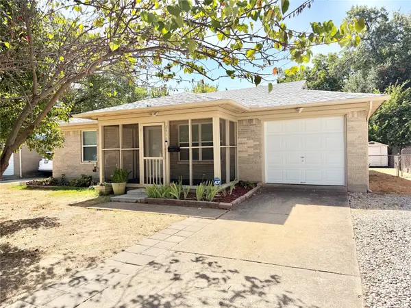 2414 Himes Street, Irving, TX 75060