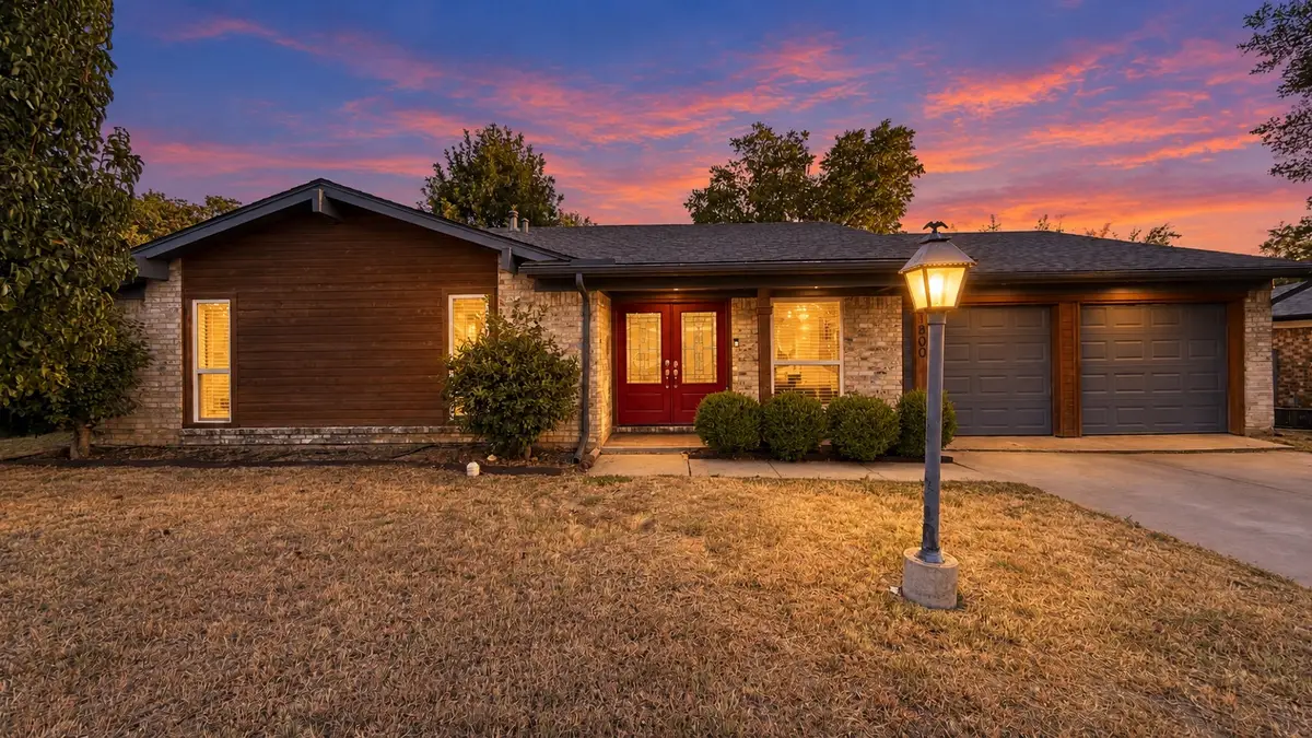 1800 Lexington Place, Bedford, TX 76022 - #1