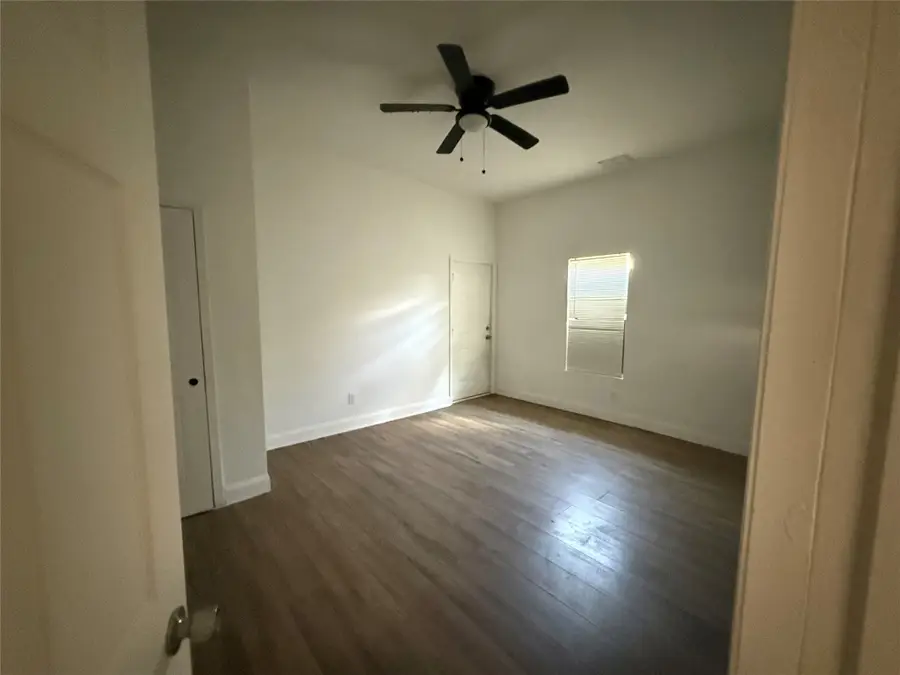3501 Cleveland Street, Dallas, TX 75215 - #2