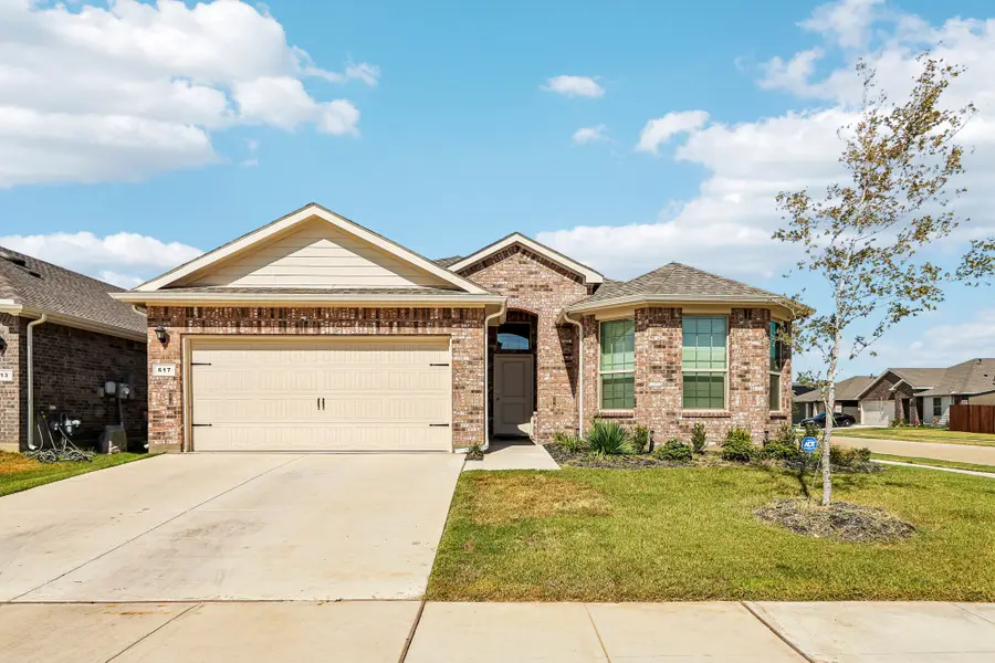 617 Amber Fields Drive, Krum, TX 76249 - #2