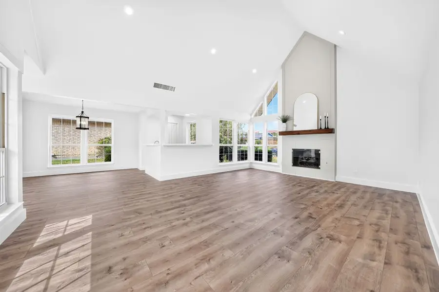 908 Via Barcelona, Mesquite, TX 75150 - #2