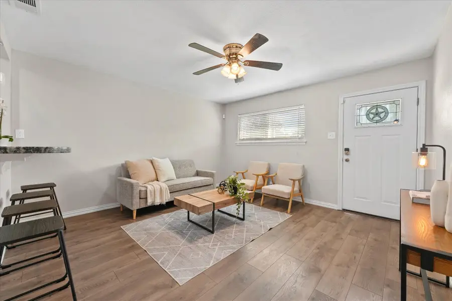1900 Alan A Dale Road, Arlington, TX 76013 - #2
