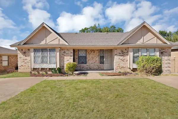 1709 Patricia Street, Arlington, TX 76012