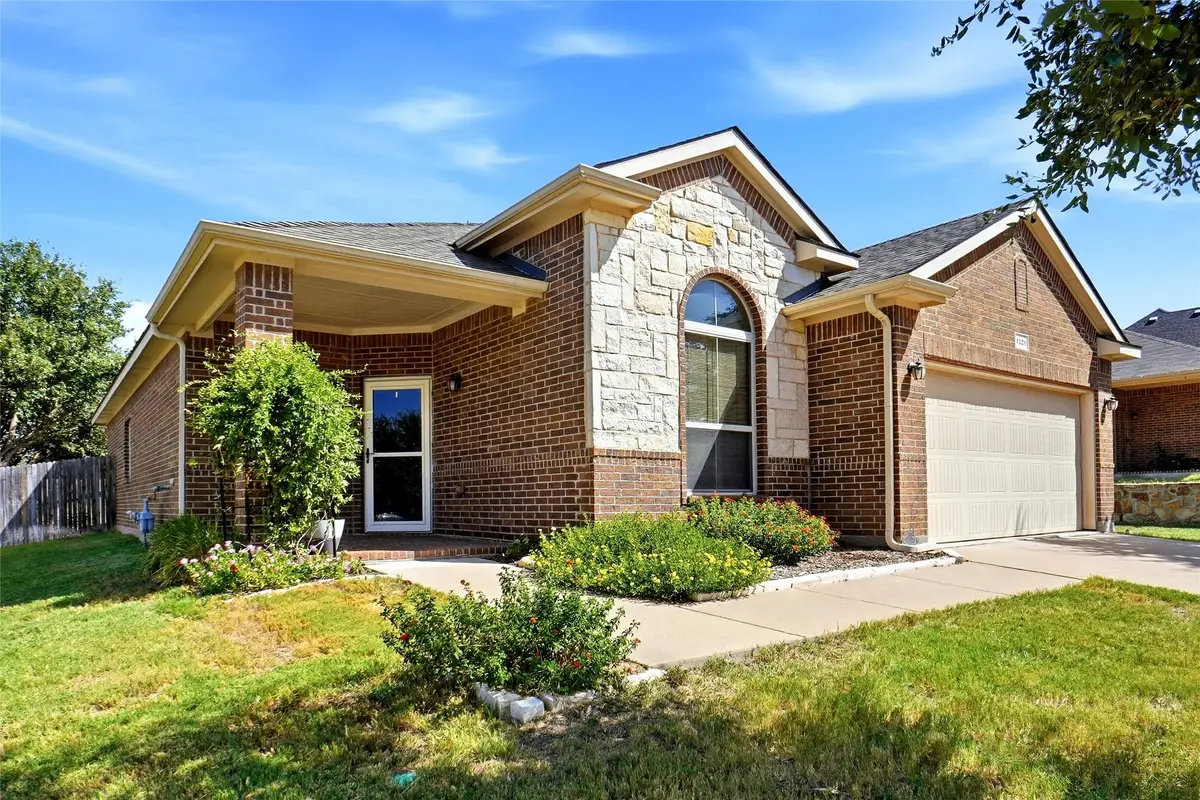 1221 Glenwood Drive, Azle, TX 76020 - #1