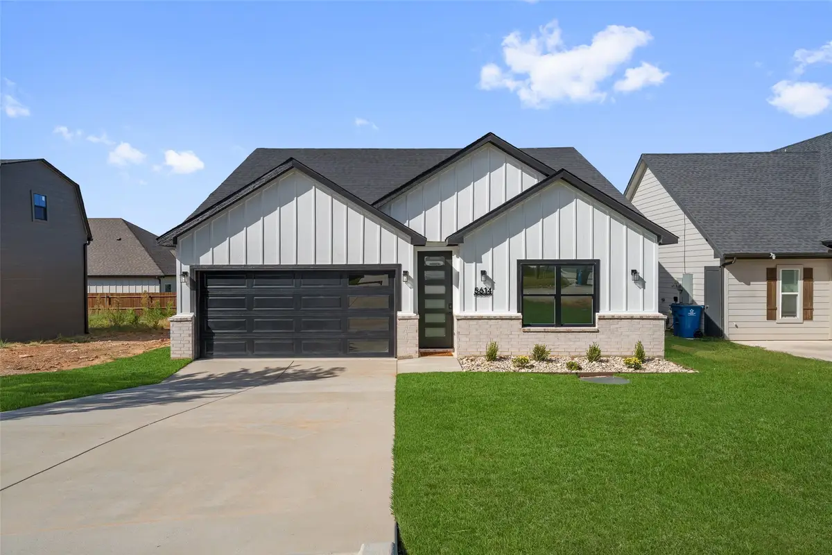 5614 San Jacinto Drive, Granbury, TX 76048 - #1