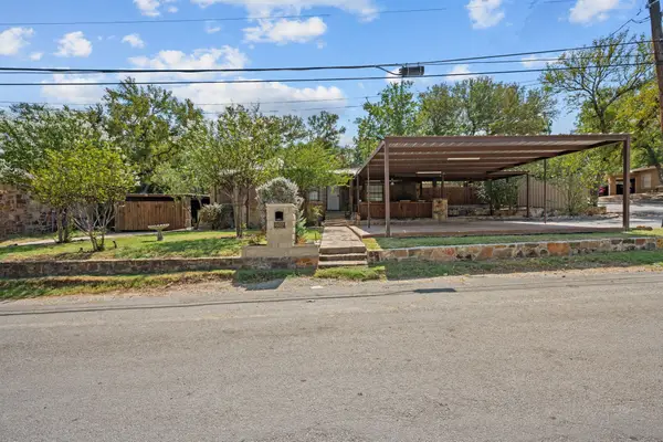602 SE 18th Street, Mineral Wells, TX 76067