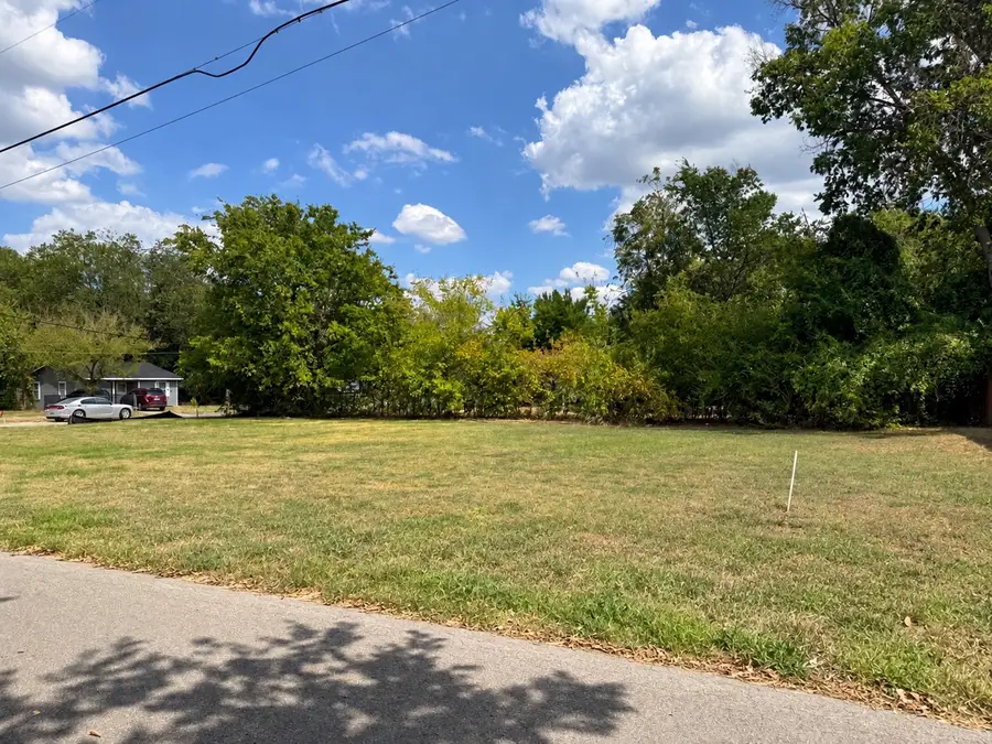 2215 Anderson Street, Greenville, TX 75401 - #3