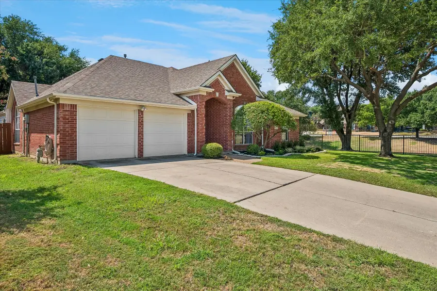 412 Manders Court, Irving, TX 75063 - #3