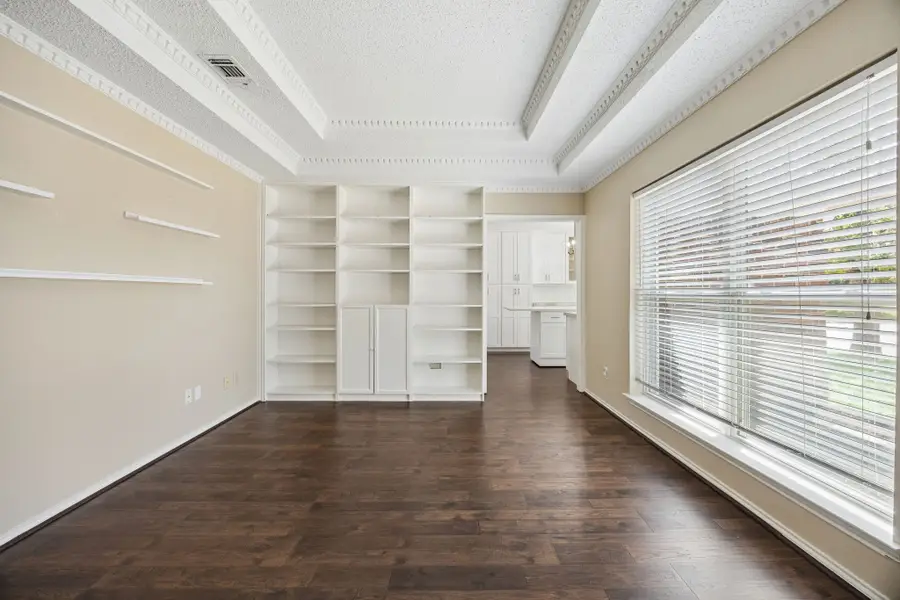 900 Rosewood Court, Euless, TX 76039 - #3