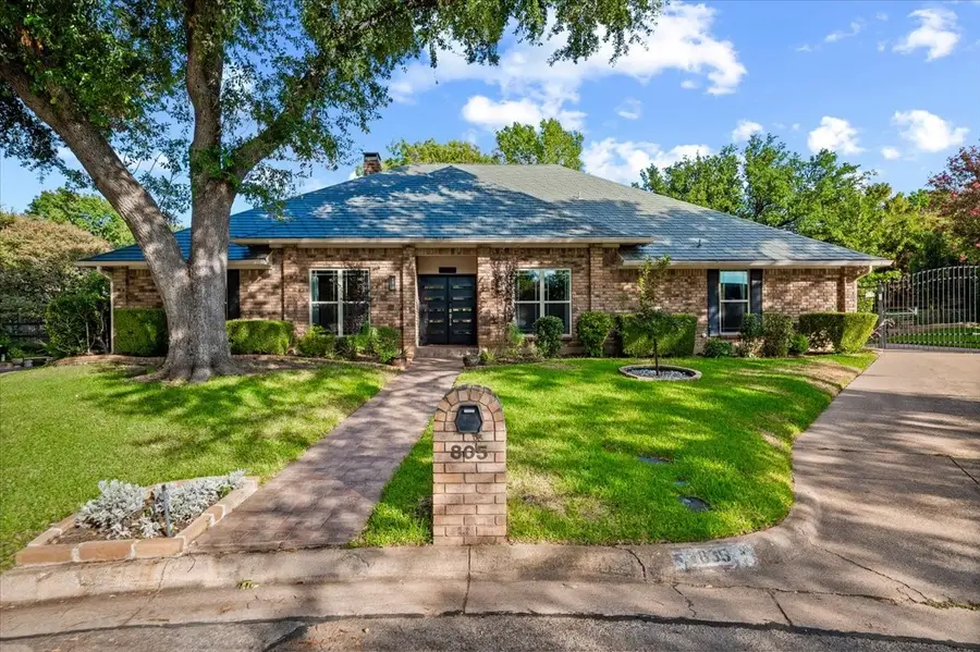 805 Shadycreek Court, Arlington, TX 76013 - #2