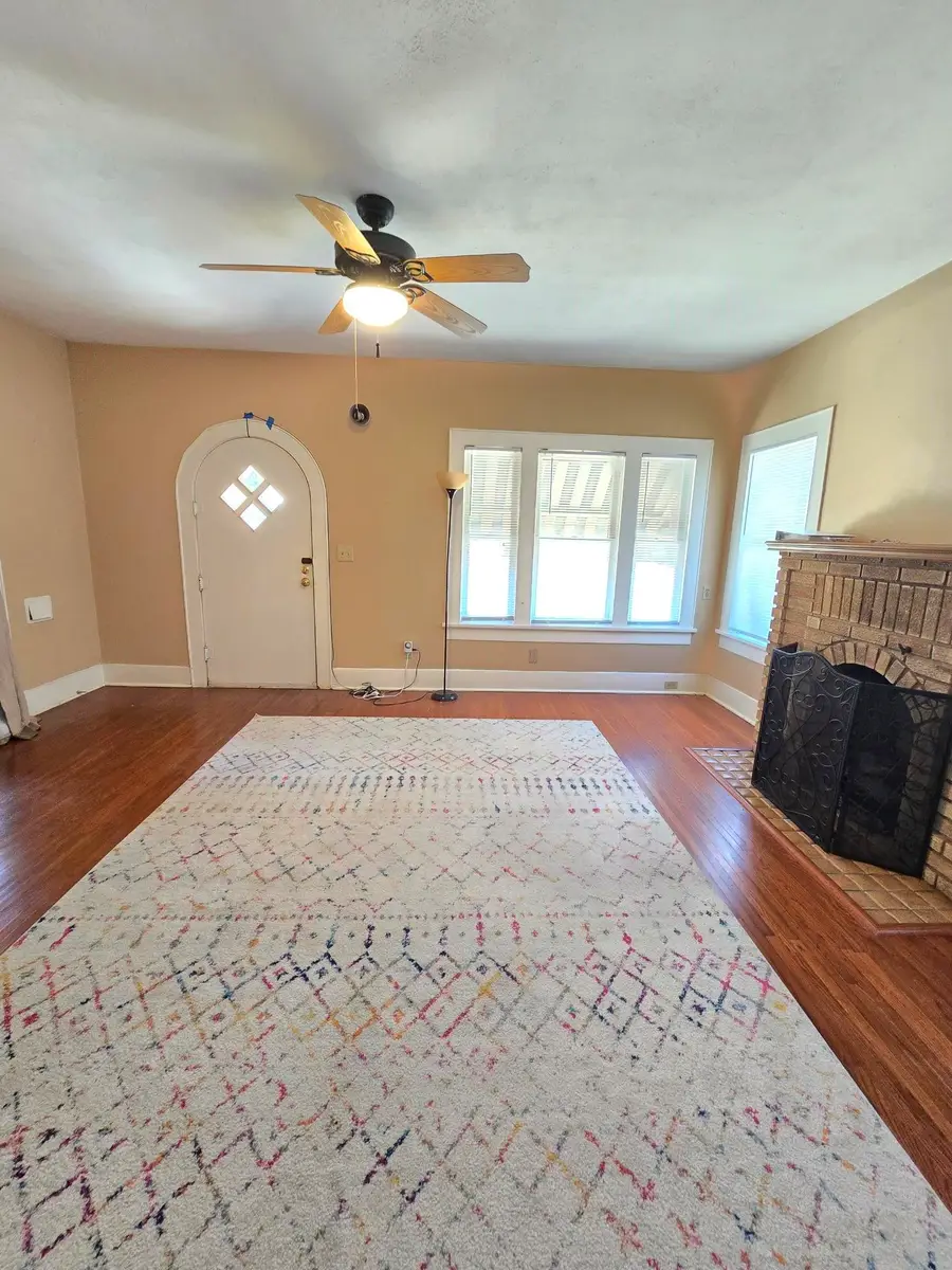 320 Emma Street, Fort Worth, TX 76111 - #2
