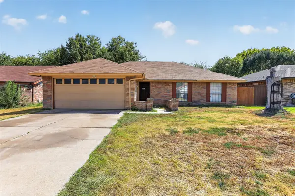 2413 Channing Drive, Grand Prairie, TX 75052