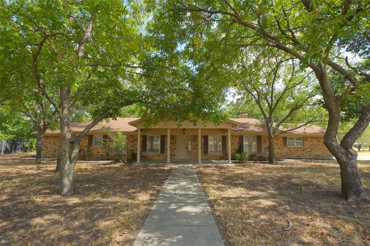 697 N Fm 373, Muenster, TX 76252 - #1