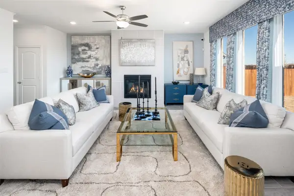 306 Hope Orchards Drive, Lavon, TX 75166