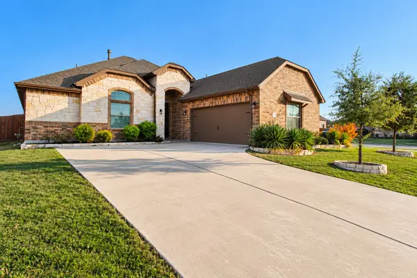 3451 April Breeze Trail, Grand Prairie, TX 76065