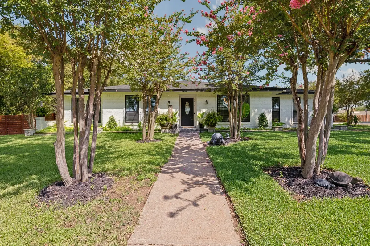 1502 Austrian Road, Grand Prairie, TX 75050 - #1