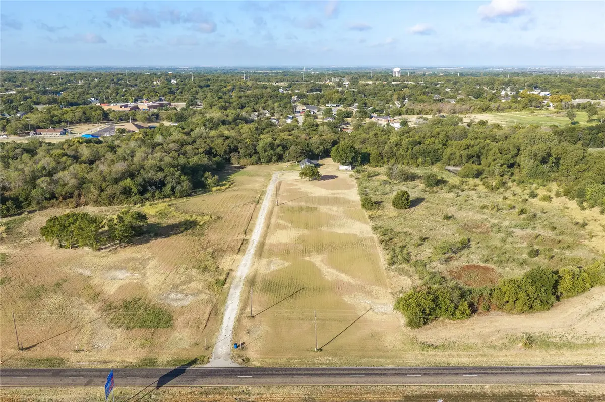 1207 N Interstate Highway 45, Ennis, TX 75119 - #1