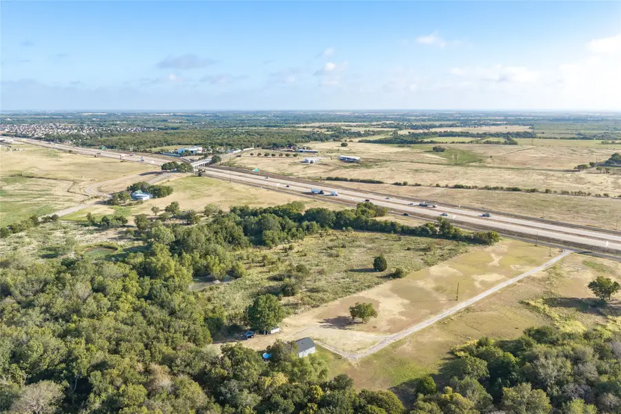 1207 N Interstate Highway 45, Ennis, TX 75119 - #2