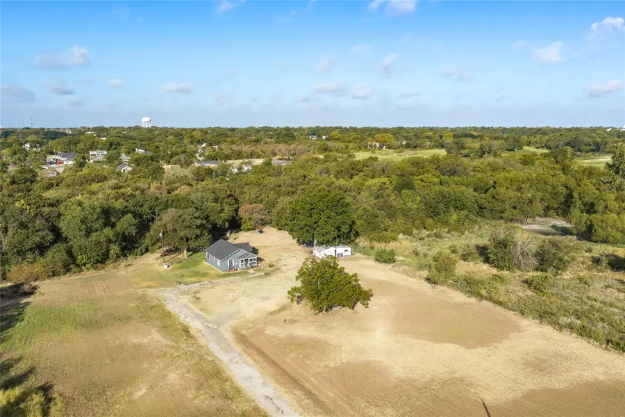 1207 N Interstate Highway 45, Ennis, TX 75119 - #3
