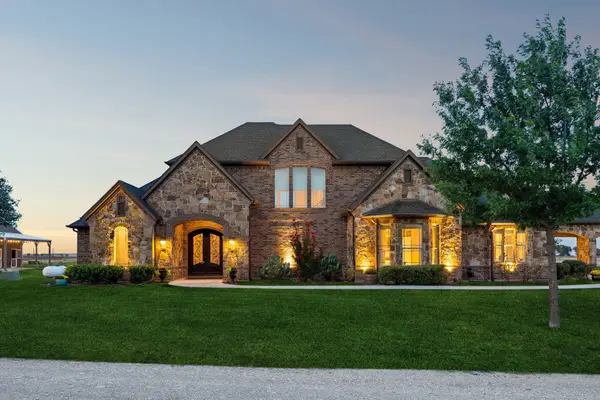 1397 County Road 338, Gainesville, TX 76240