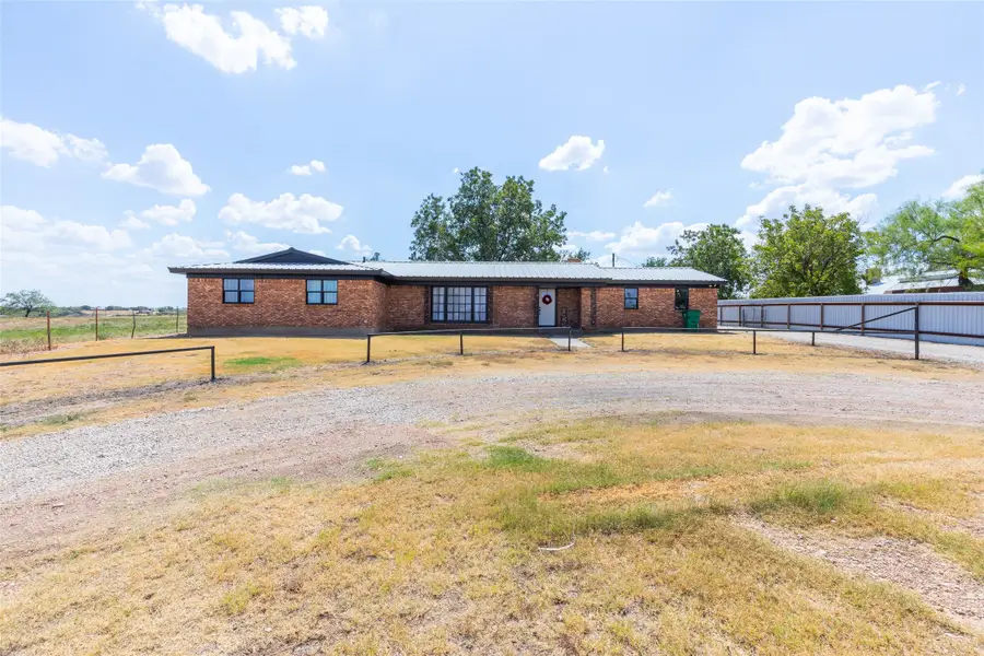 707 W Chestnut Street, Throckmorton, TX 76483 - #2