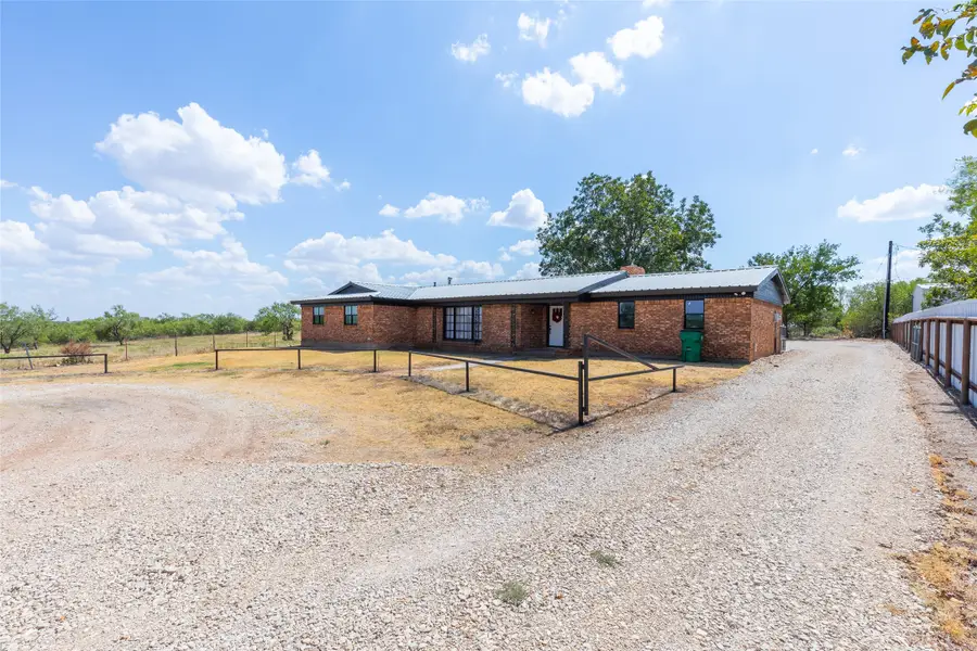 707 W Chestnut Street, Throckmorton, TX 76483 - #3