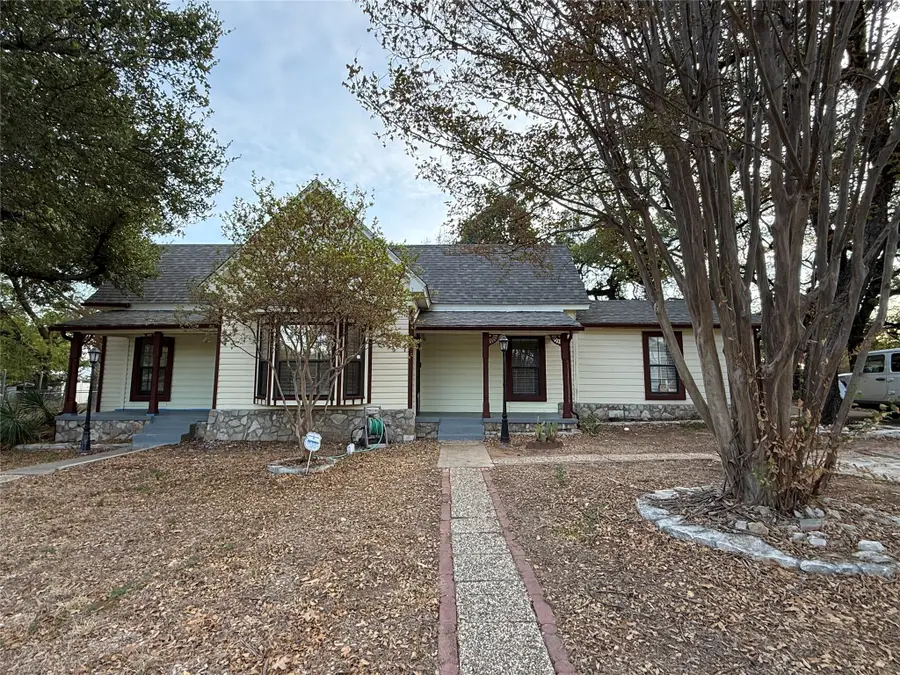 307 Mission Street, Glen Rose, TX 76043 - #2