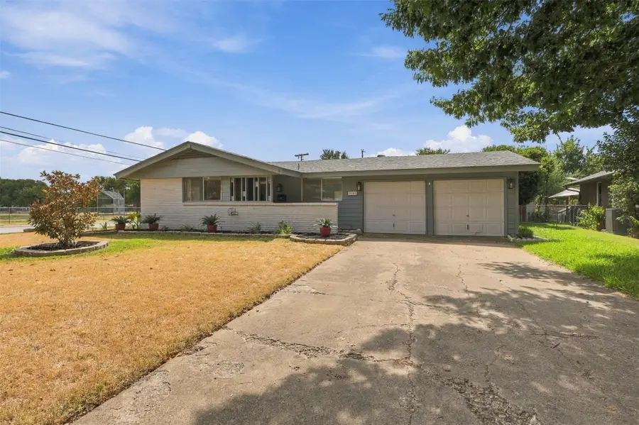 1702 Bristol Court S, Irving, TX 75062 - #2
