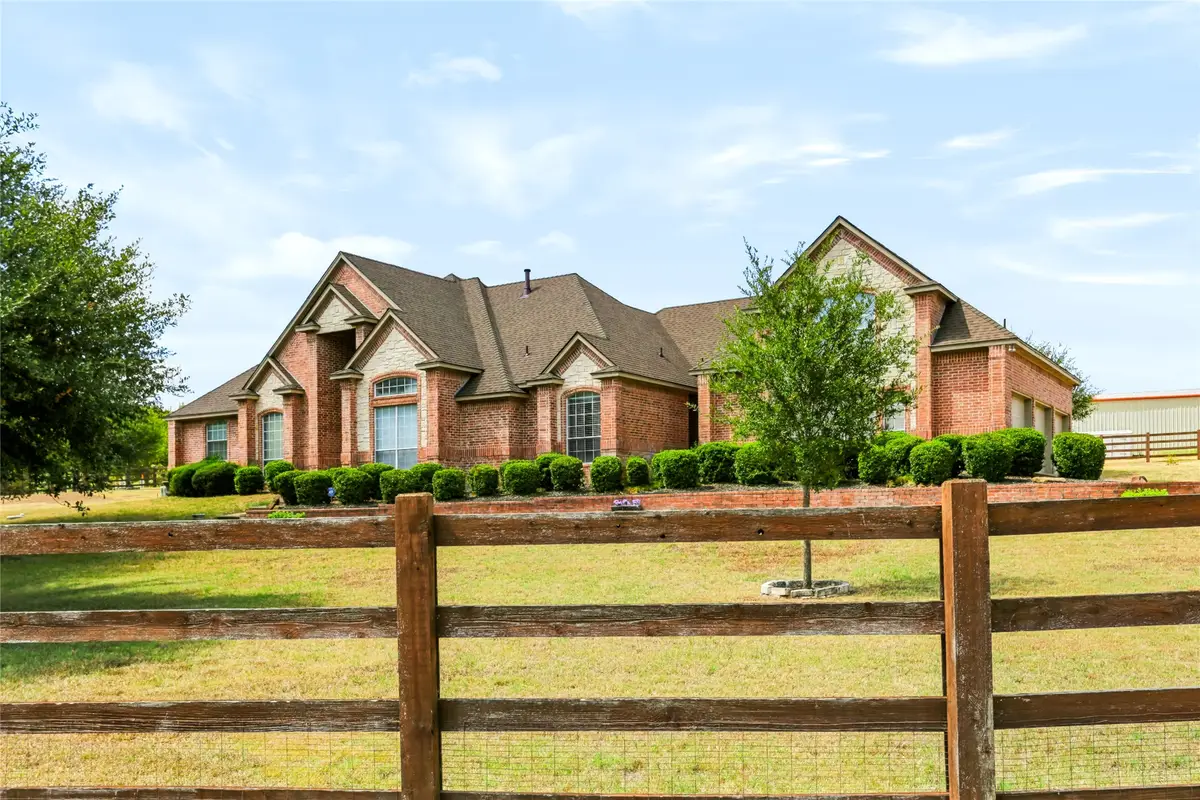 170 Park Place Circle, Cresson, TX 76035 - #1