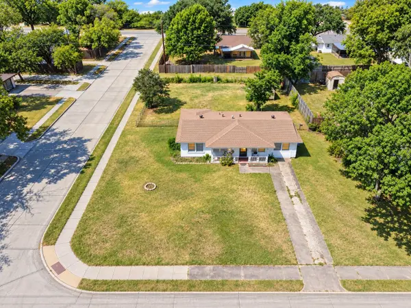 2921 Charles Drive, Garland, TX 75041
