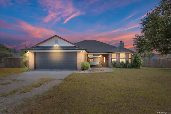 591 J L Brazzil Loop, Waco, TX 76705