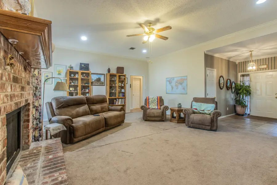 704 Saratoga Drive, Robinson, TX 76706 - #2