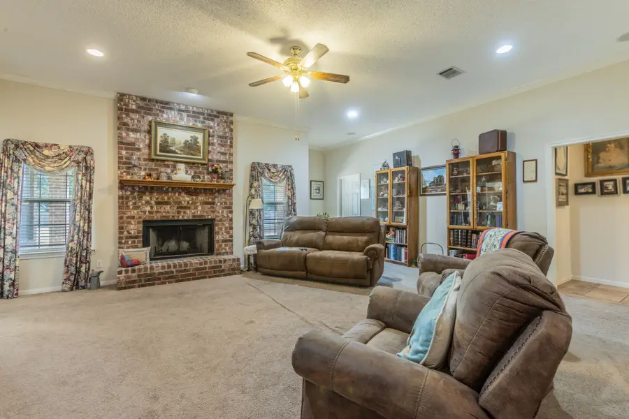 704 Saratoga Drive, Robinson, TX 76706 - #3