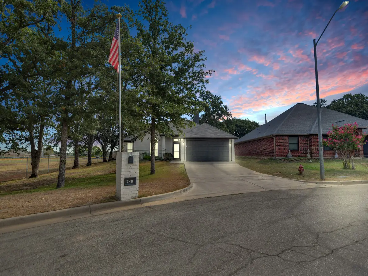 780 Stribling Circle, Azle, TX 76020 - #1