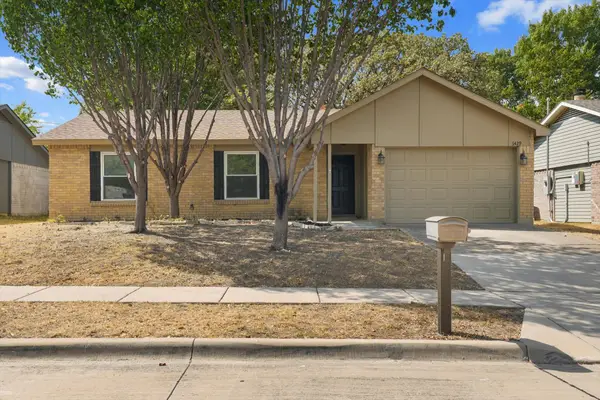 6429 Yarmouth Avenue, North Richland Hills, TX 76182