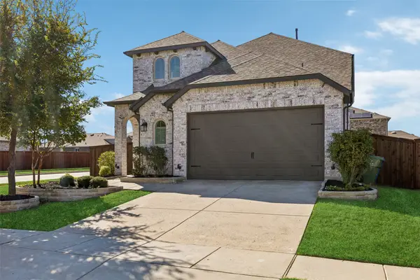 1408 Gelding Drive, Aubrey, TX 76227