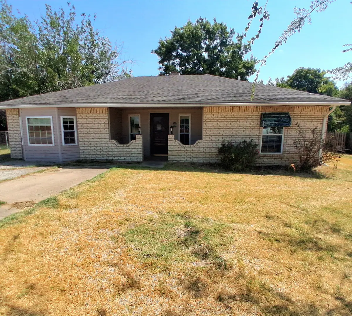 2 SW Milford, Kingston, OK 73439 - #1