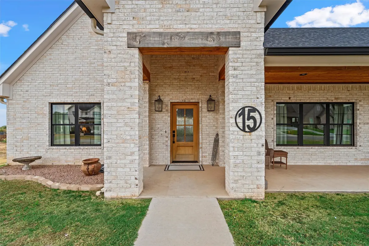 15 Pareya Circle, West, TX 76691 - #1