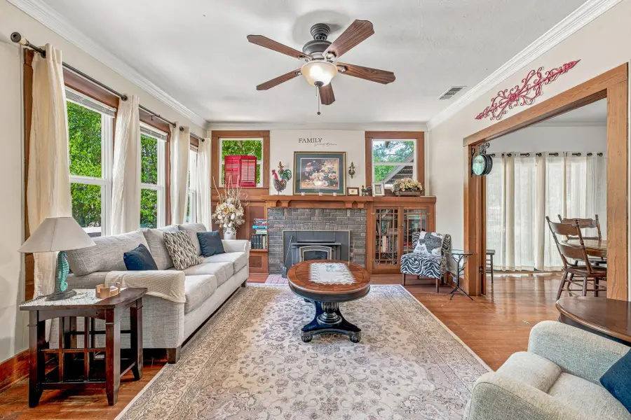 125 S Bell Street, De Leon, TX 76444 - #3