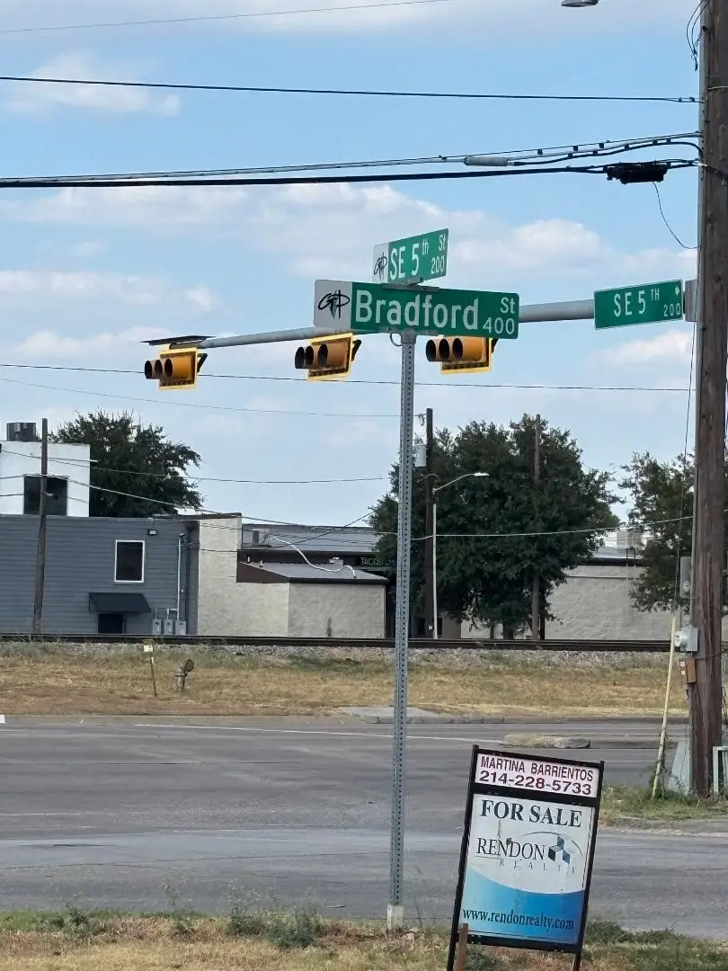 201 5th Street, Grand Prairie, TX 75051 - #3
